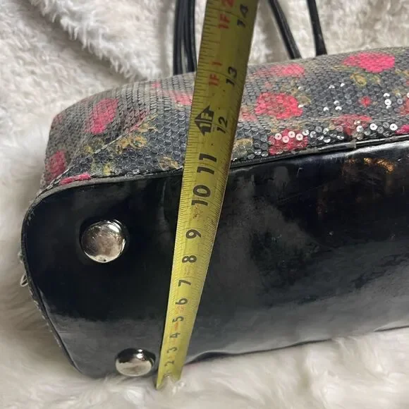 BETSEY JOHNSON Full SEQUINS RED ROSES Tote HOBO  Weekender Bag - Picture 13 of 16